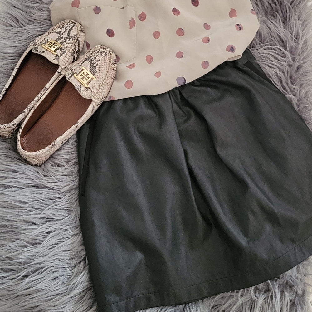 Babaton vegan leather skirt. Black. Large.